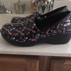 Size 11 Nursing Style Shoes  Brand New!!