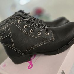 Jelly Pop low cut black boots
