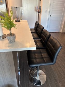 4 Modern Black Swivel Bar Stools – Tufted Leather Look (Excellent Condition)