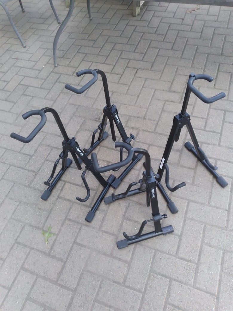 Heavy Duty Guitar Stand