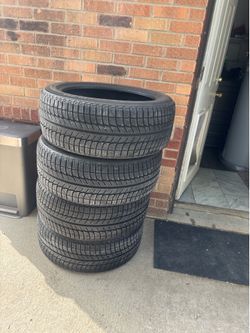 Michelin X-Ice Tires Size 245/45R19