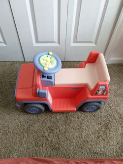 Kids Ride-On Toy Truck/ power wheel bluey