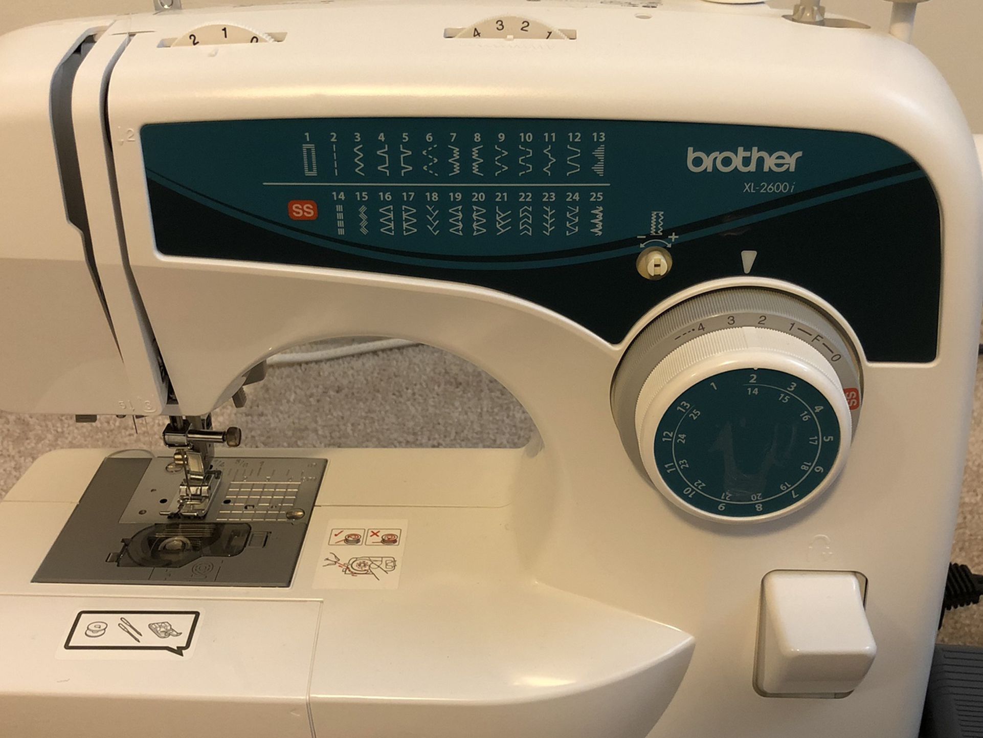 Sewing machine Brother XL-2600i