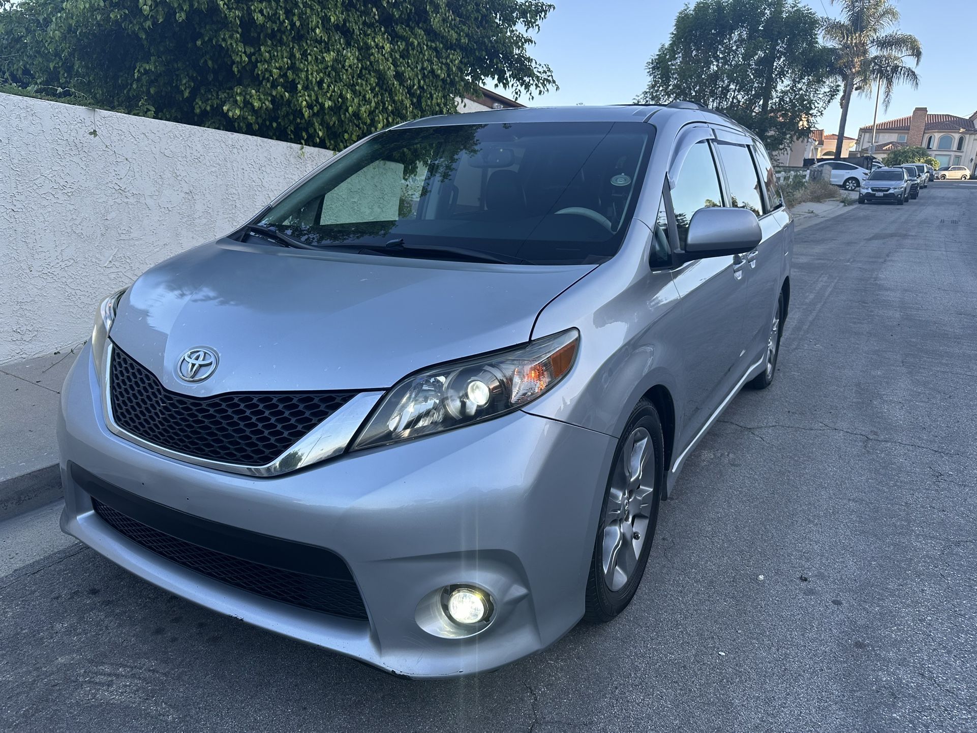 2012 Toyota Sienna