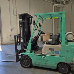 Forklift - Mitsubishi 5000lb Capacity