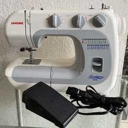 Janome Harmony 2049 Sewing Machine