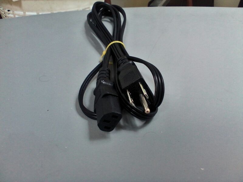 Dell Universal 3-prong power cord..