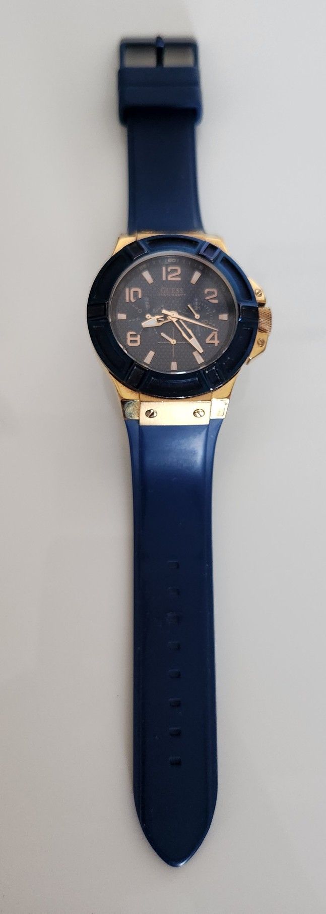 Guess W0247G3 Blue Silicone Men's Watch
