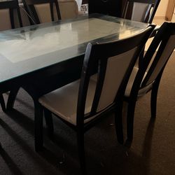 Dining Room Table Set 