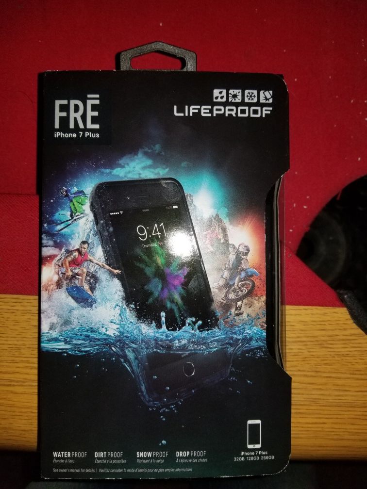 Lifeproof FRĒ SERIES Waterproof Case for iPhone 7 Plus