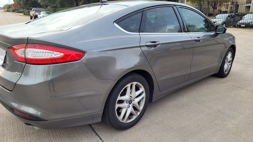 2014 Ford Fusion