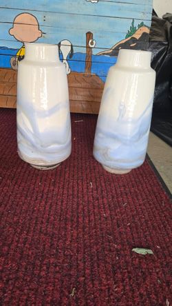 2 large vases
