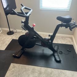Peloton Bike+