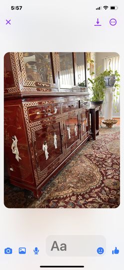 Six Chair With A Table With China Is A Nice Quality. Doesn’t Have Any Scratch Or Broke Is Good Condition.