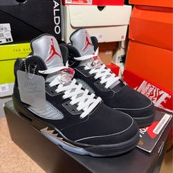 NIKE JORDAN 5 METALLIC Sz 9.5