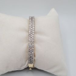 14kt Diamond Bangle Bracelet 