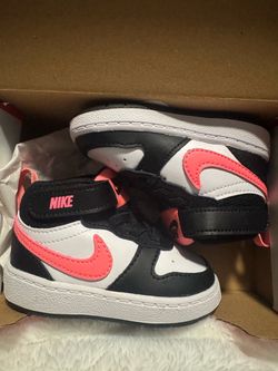 Nike kids shoe