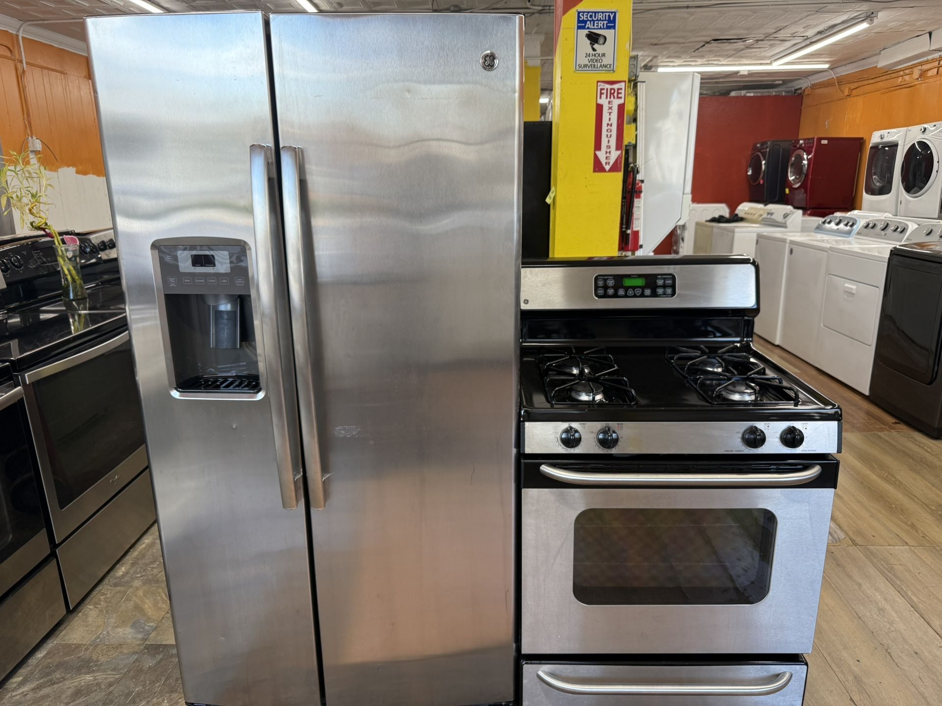 Combo Refrigerator And Gas Stove Ge
