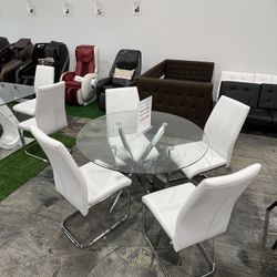 Round Glass Dining Table with 4 Chairs / Mesa de comedor redonda de vidrio con 4 sillas