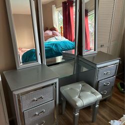 Estate sale Atwater near freeway