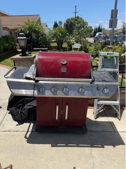 Babcue grill and stove