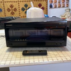 Pioneer 100 Compact Disc Player 