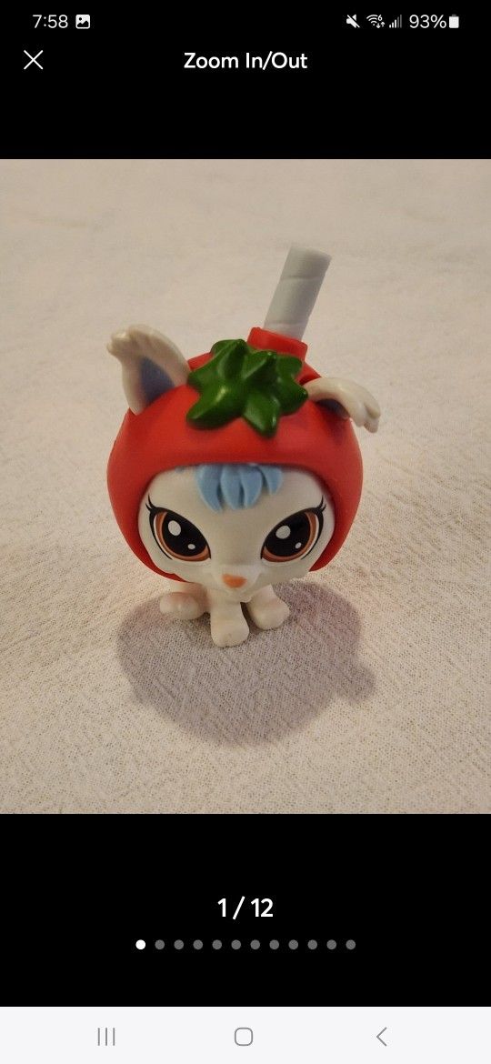 LPS Angora Rabbit Bunny. HTF! Thirsty Pets Blind Bag. #4-157. Year 2019. White & Blue with Blue Eyes. Adorable Littlest Pet Shop figurine. Bund