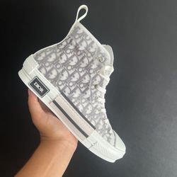 Christian Dior B23 $250 Sizes 8-11