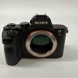 Sony Alpha 7 ii 24.3MP Mirrorless Digital Camera 93671 Shutter Count