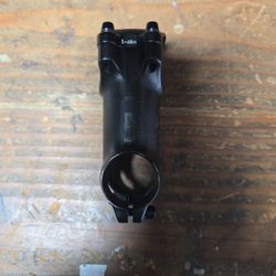 Brand New One Cannondale  Stem  70 mm $65.00 Cutting Price 55.00 Now 35.00 Firm On Price!