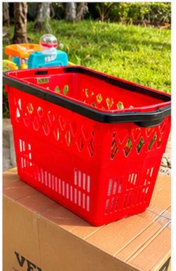 Shopping cart on wheels