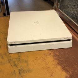 Sony PS4 1TB (CONSOLE ONLY)