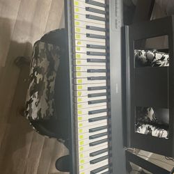 Yamaha Keyboard 