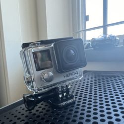 GoPro Hero 4 With Case And 16 Gb Micro CD Card!