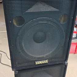 Yamaha speakers