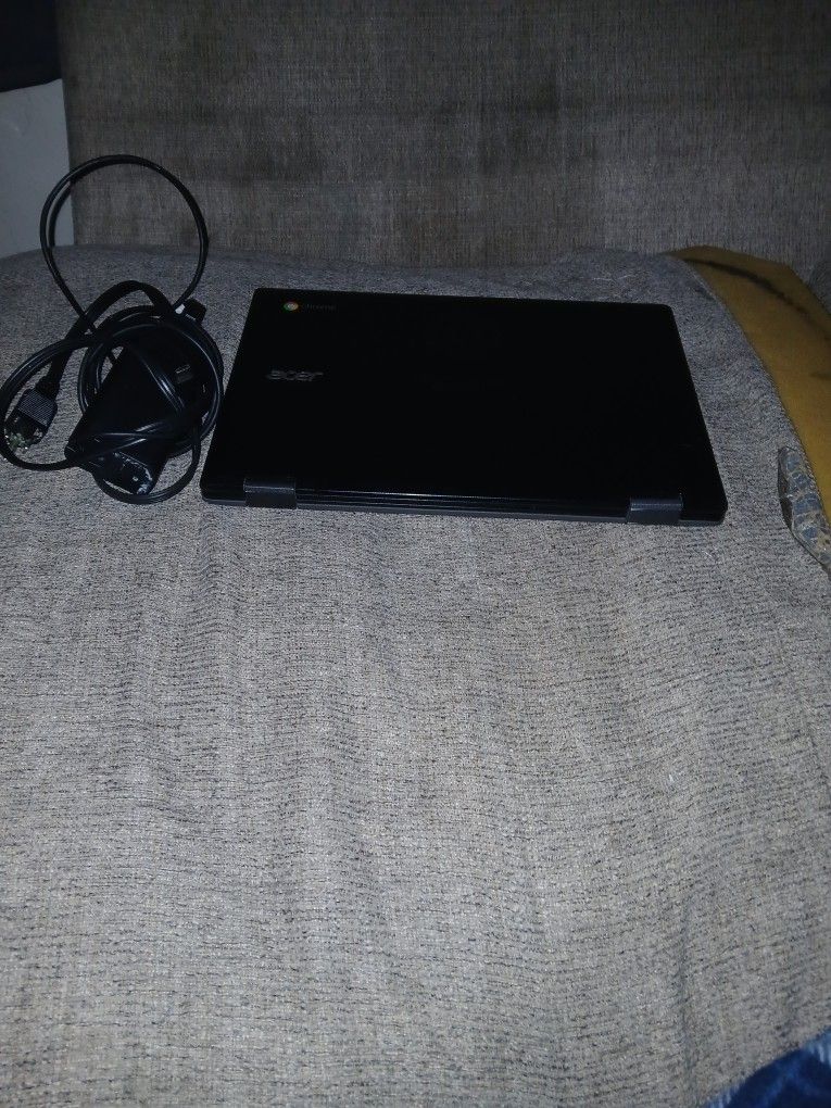 Chromebook With Charger