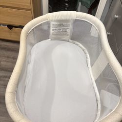 Bassinet 