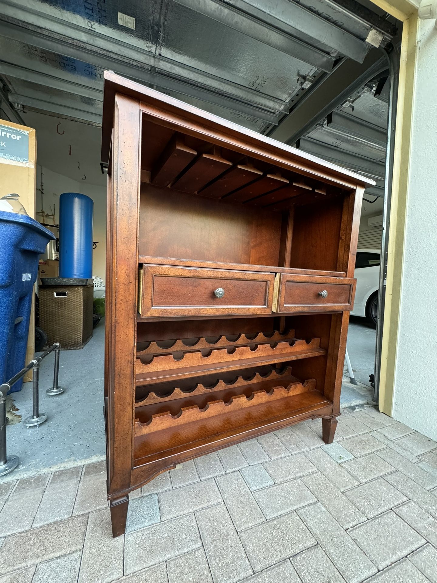 Dinning Room Wine Storage Rack