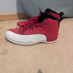 Jordan 12's Gym Red - Lightly Used Mens 10.5