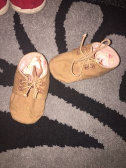 Baby shoes 0-6 months