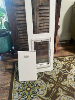 Sliding glass pet door