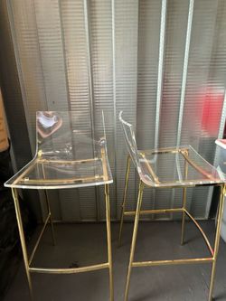 2 x bar stool
