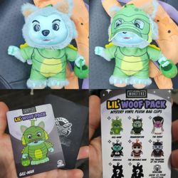Lil woof pack bag  hanger culturefly universal monsters