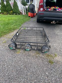 Roof cargo rack/ carrier