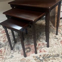 Set 3 Coffee Tables $38