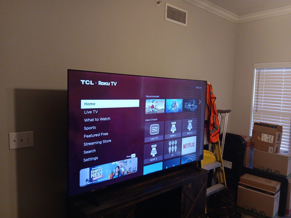 75 " TCL Roku Class 4 Series UHD GDR Smart TV