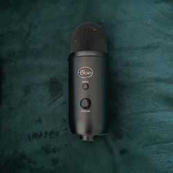 Yeti Microphone With Mic Stand