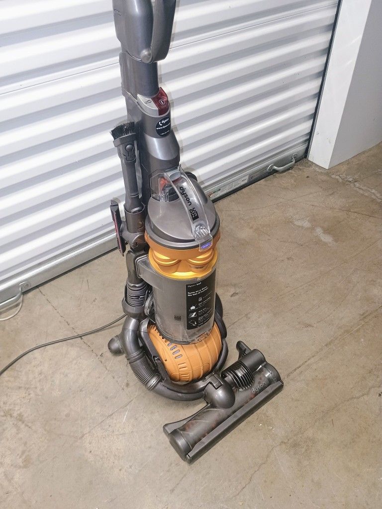 Dyson DC 25