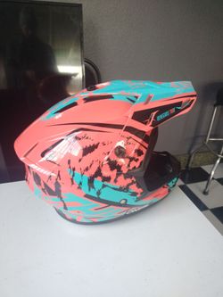 Thh full face helmet size xl
