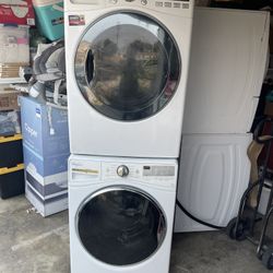 Whirlpool and lg Stackable Washer and gas dryer Excellent working condition W27 D31.5 H77 Washer 4.3 cu ft Dryer 7.3 cu ft 3 months warranty parts and